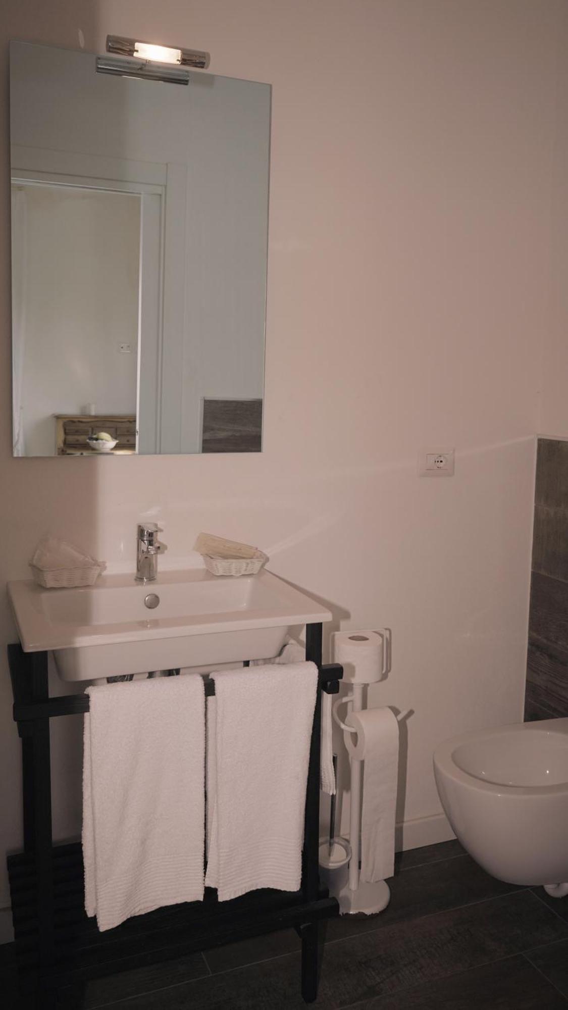 Casa Remussi Hotel Treiso Ngoại thất bức ảnh